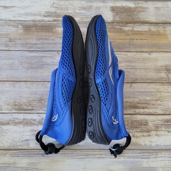 Boys Blue Pull-On Quick Dry Mesh Traction Sole Water Shoes Size 1 Easy USA Brand - Picture 4 of 10